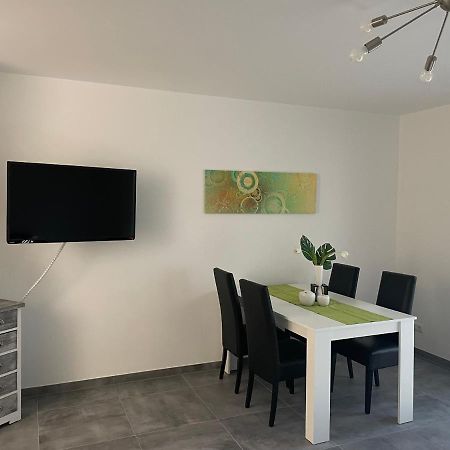 Winzer Lounge Ferienwohnung デルナウ エクステリア 写真